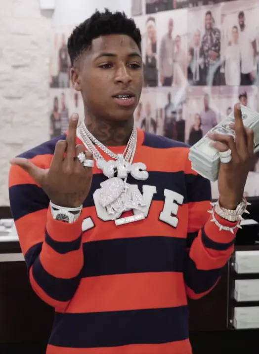 How tall is Nba Youngboy?